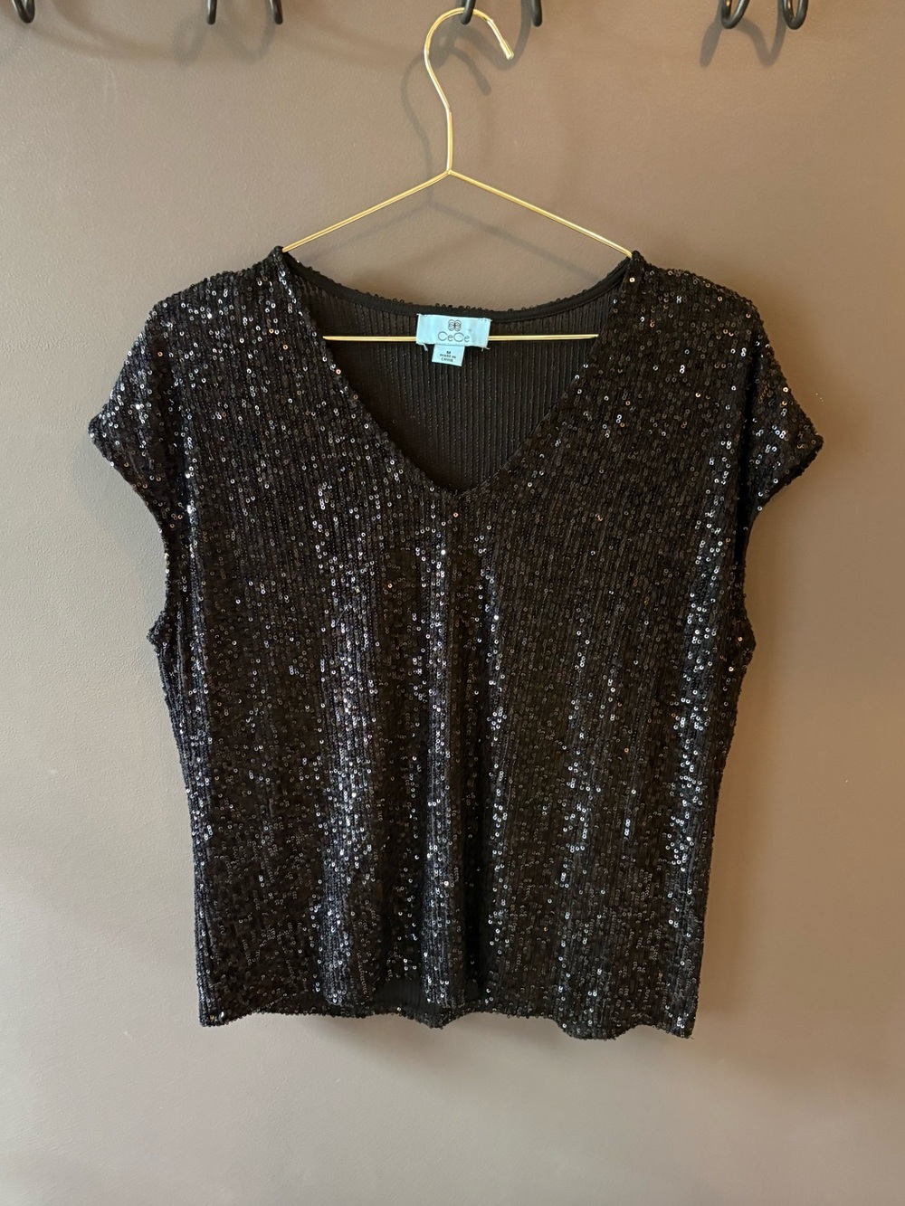 CeCe Black Sequin V-Neck Top - Medium